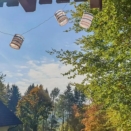 بيت للعطل 8 In